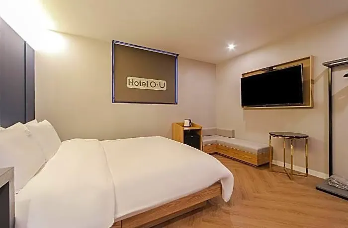 Ou Hotel