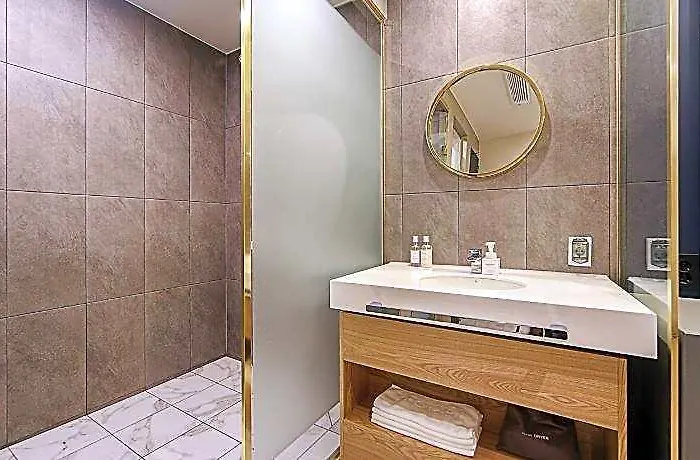 Hotel Ou